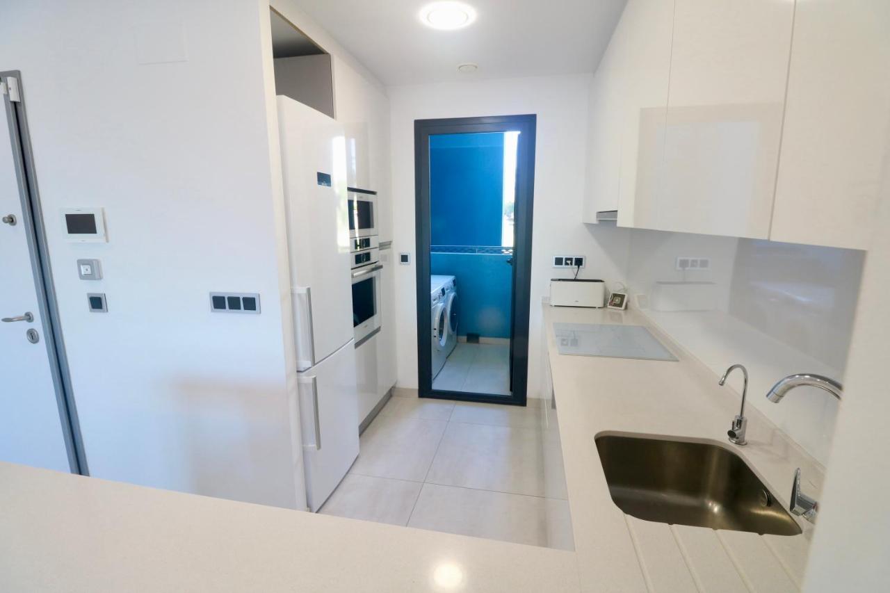 בנידורם Sunset Waves Apartment By Sunny Holidays Delux מראה חיצוני תמונה